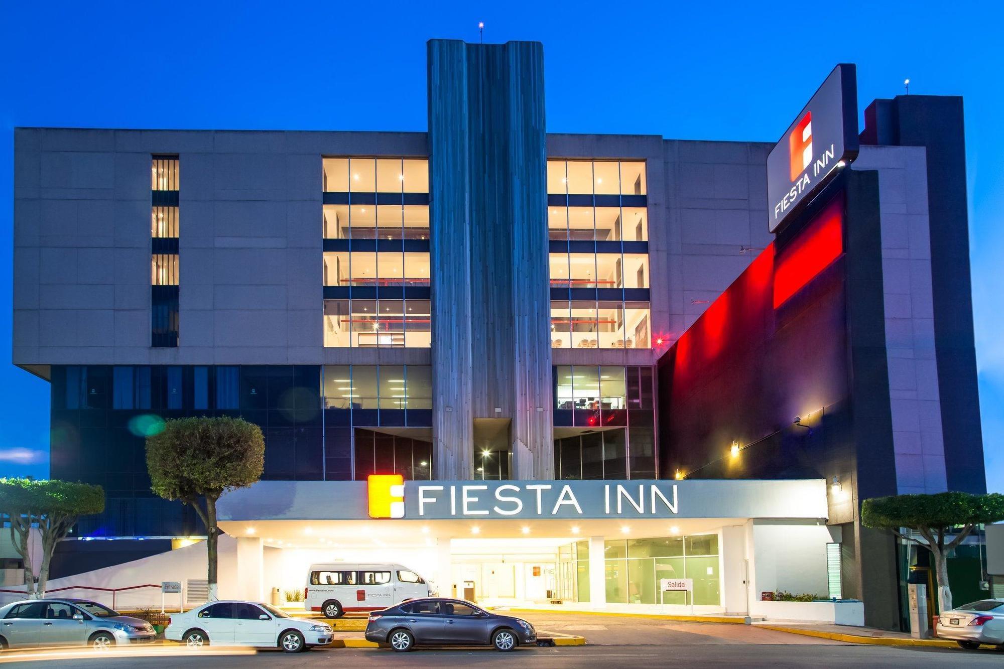 Fiesta Inn Tlalnepantla Tlalnepantla de Baz Экстерьер фото